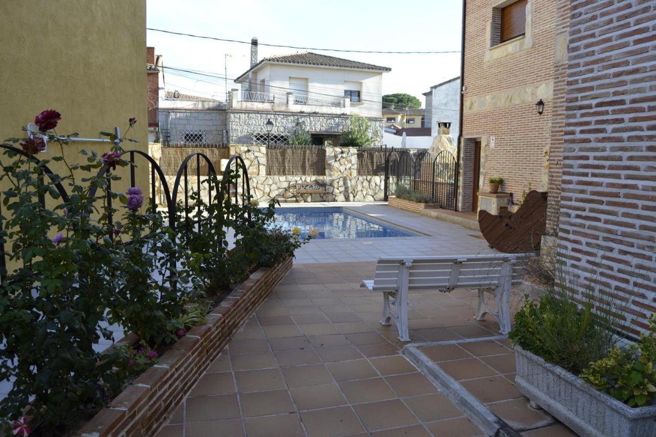 Apartamentos "Casa Rural De Aldea" Aldea del Fresno Zewnętrze zdjęcie