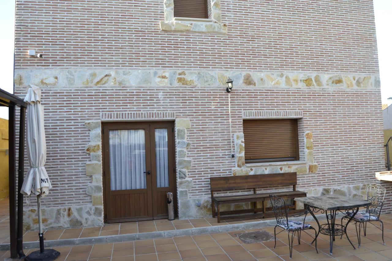 Apartamentos "Casa Rural De Aldea" Aldea del Fresno Zewnętrze zdjęcie