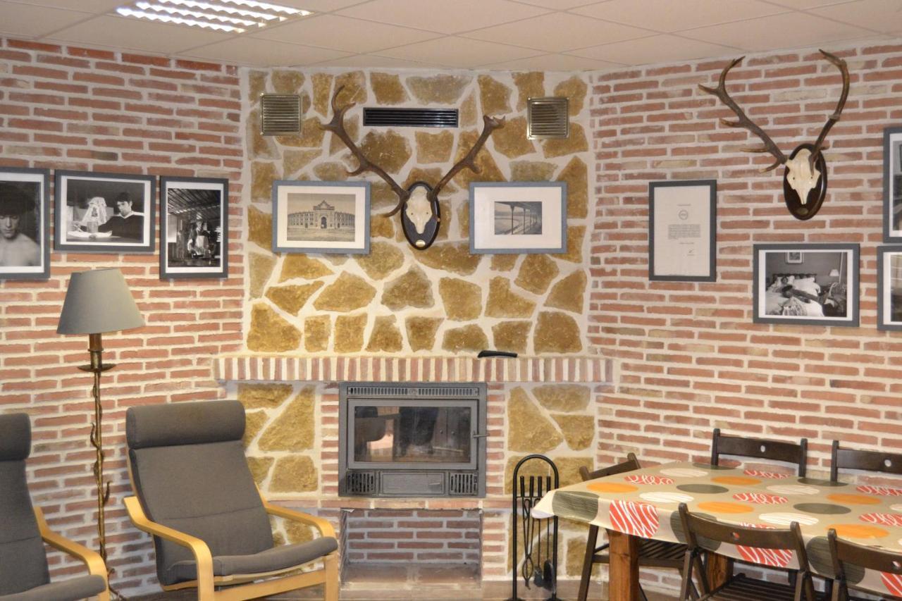 Apartamentos "Casa Rural De Aldea" Aldea del Fresno Zewnętrze zdjęcie