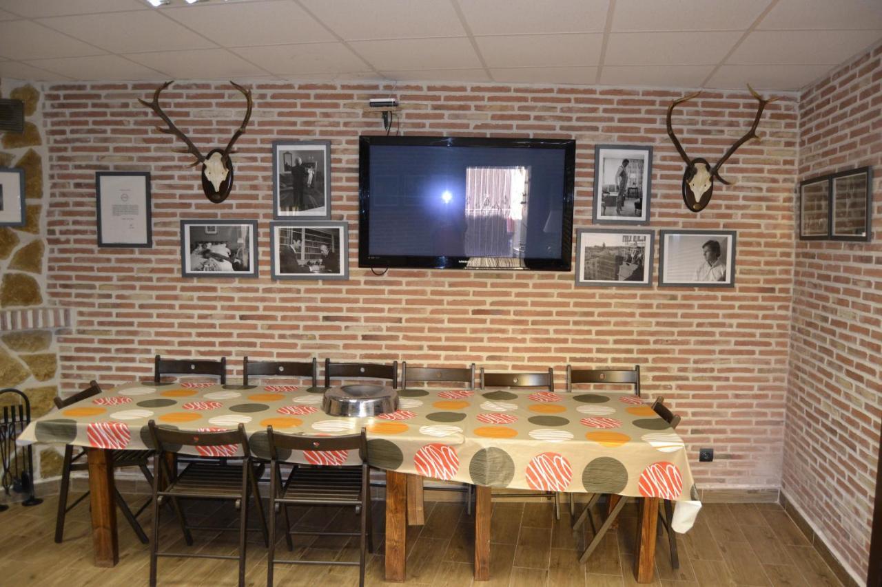 Apartamentos "Casa Rural De Aldea" Aldea del Fresno Zewnętrze zdjęcie