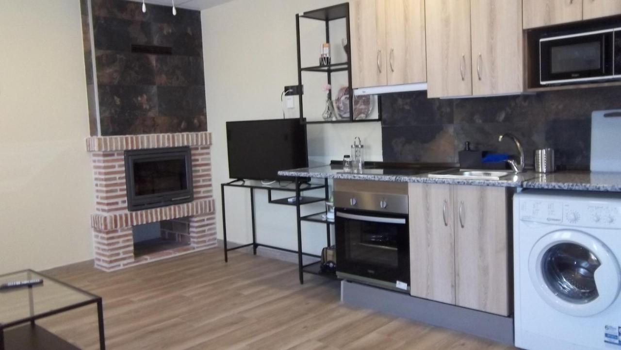 Apartamentos "Casa Rural De Aldea" Aldea del Fresno Zewnętrze zdjęcie