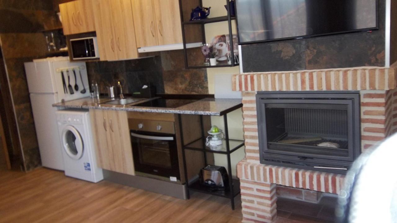 Apartamentos "Casa Rural De Aldea" Aldea del Fresno Zewnętrze zdjęcie