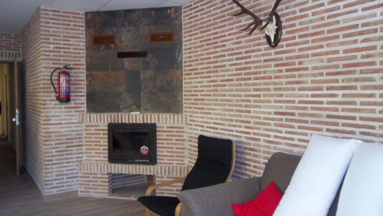 Apartamentos "Casa Rural De Aldea" Aldea del Fresno Zewnętrze zdjęcie